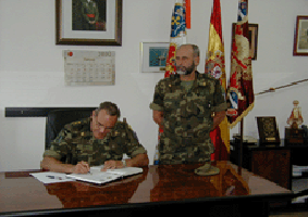 Visita del General Jefe del malog al destacamento de Mostar_España