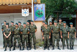 Relevo de la sección de Guardia civil destacada en el aeropuerto de Mostar