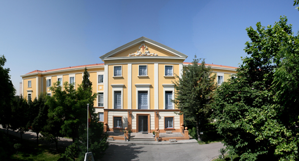 La residencia se ubica en Madrid