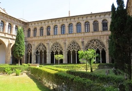 Claustro Gótico del antiguo Convento de Santo Domingo