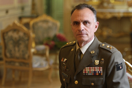 El general Antolín atendió esta entrevista en el Cuartel General del Ejército