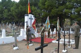 Homenaje en el cementerio de Torrero (Zaragoza)
