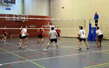 Male volleyball match in the Dean Trophy.