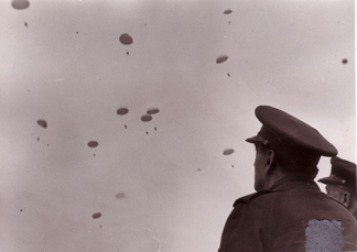 Fotografías históricas de la Brigada Paracaidista